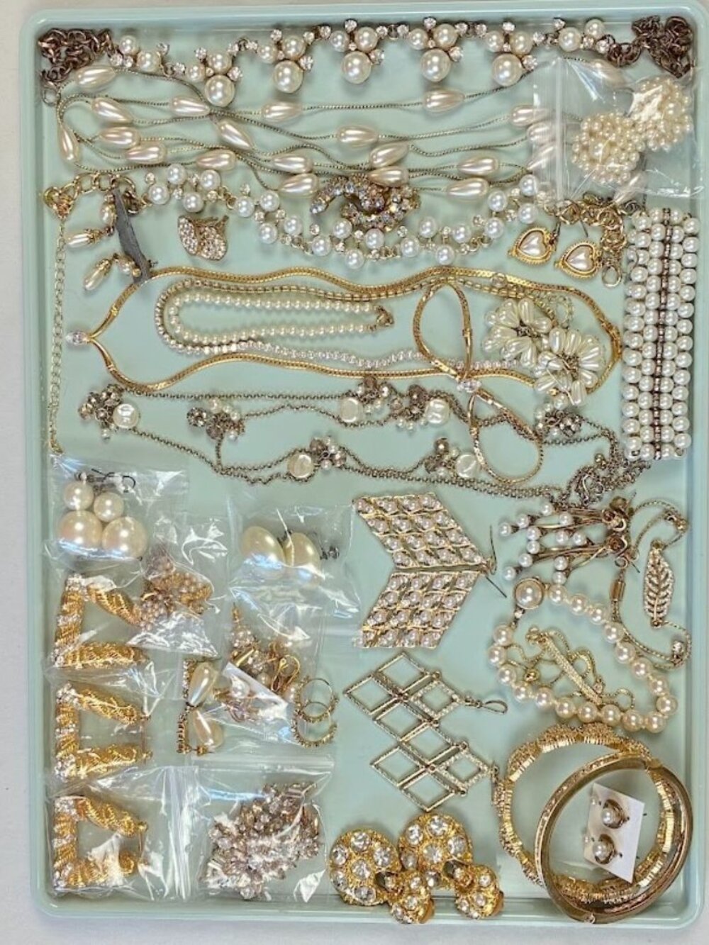 Jewelry Lot Gold Tone Vintage to Now Wearable Resell Holiday Costume 41 Pc 1+ lb